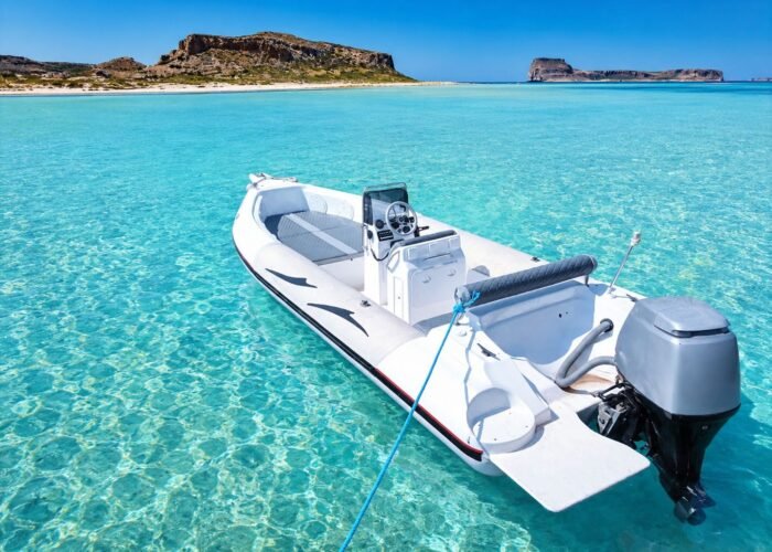Menios private boat in Crete